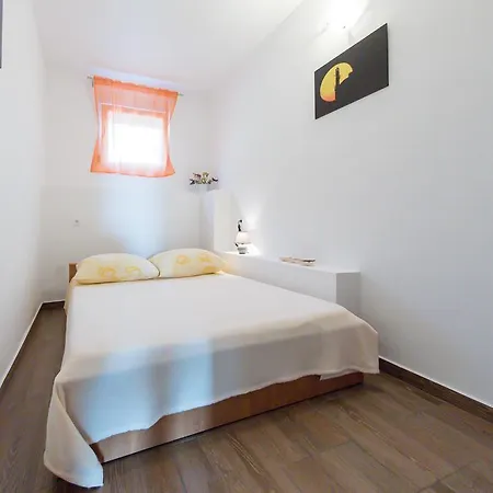 Rita Apartment